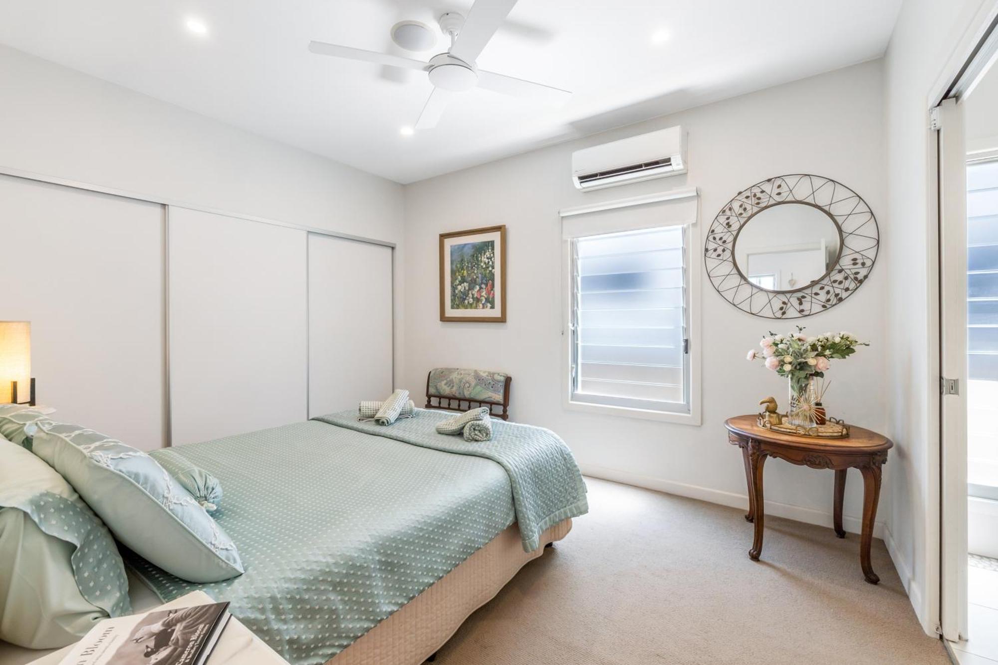 On Esplanade Own Flat & Pool, Manly Cafe Precinct Apartment Brisbane Exterior photo